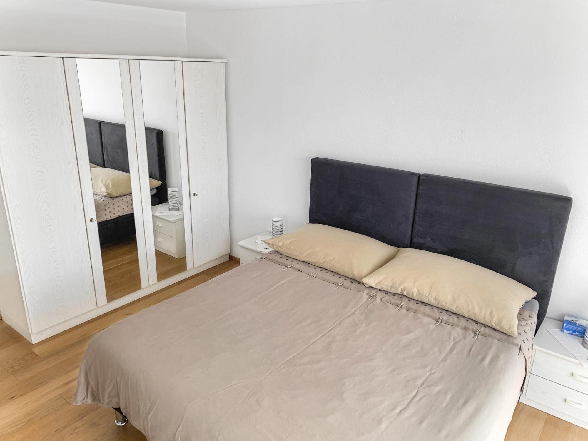 Haus Zur Lilie Hotel Hinwil Exterior photo
